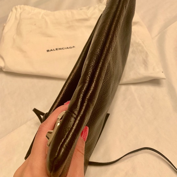 Balenciaga clutch in black color - Picture 5 of 5